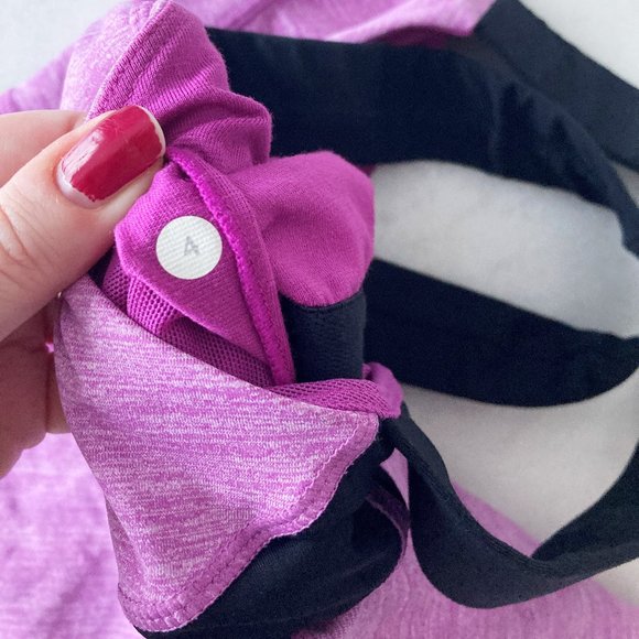 Lululemon Push Your Limits Tank top / workout shirt black / violet, built in bra - Picture 7 of 8